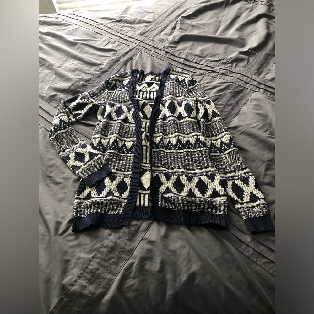 Mossimo Supply Co black & white Aztec pattern open front Cardigan Size Medium